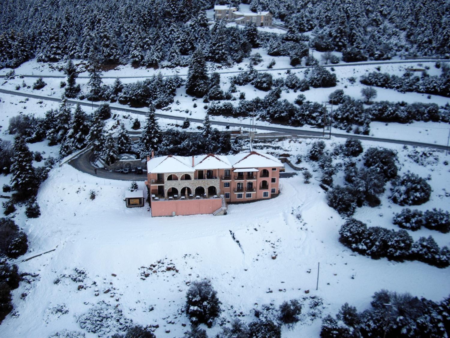 Vytina Mountain View Hotel Dış mekan fotoğraf